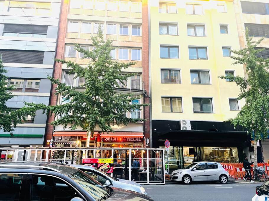 Zentrale Wohnung Direkt Am Hauptbahnhof - Bismarck Dusseldorf Exterior photo